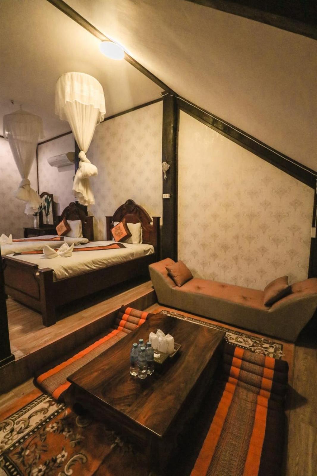 Ananta Hotel Luangprabang Екстериор снимка